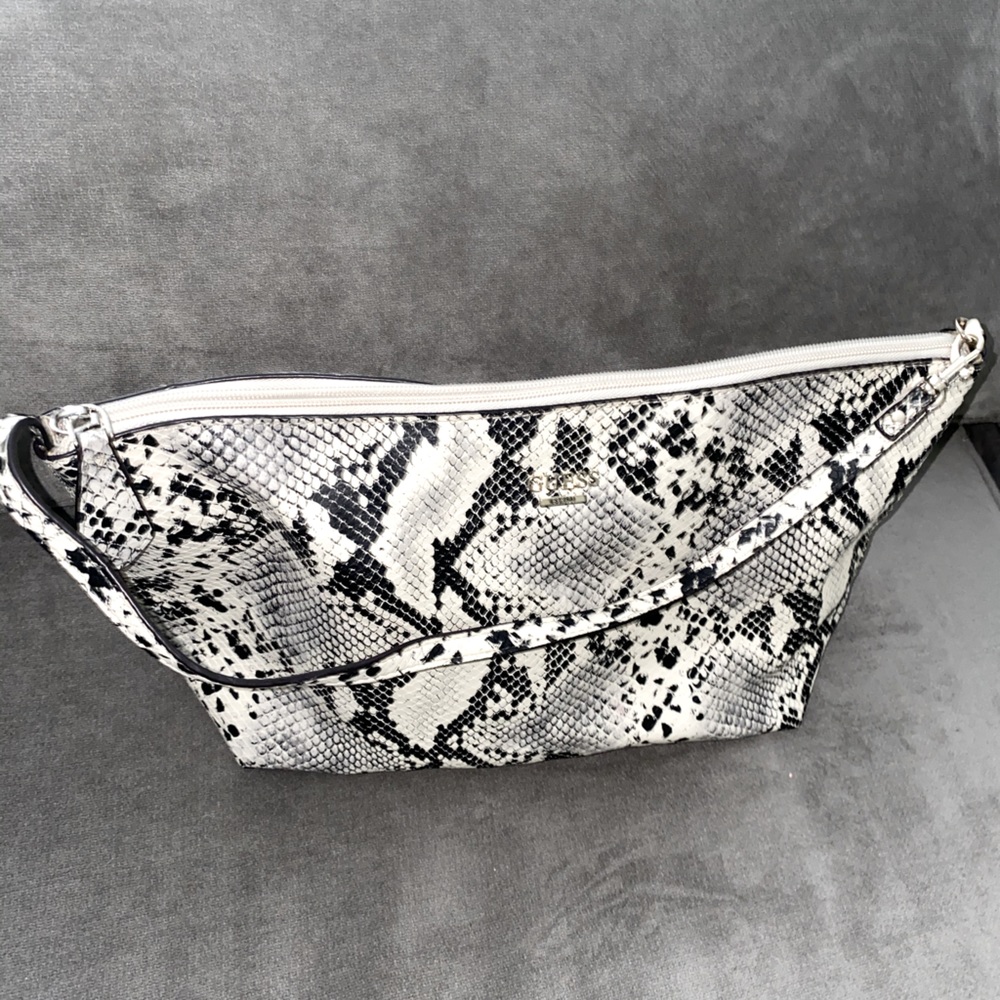 Snakeskin gray/black/white hobo